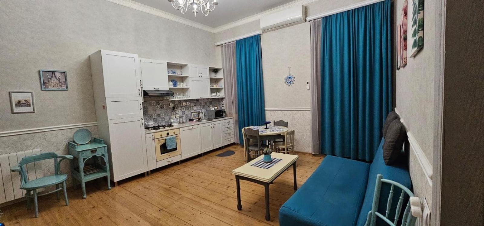 Apartament On Aghmashenebeli 26 Tbilisi Exterior photo